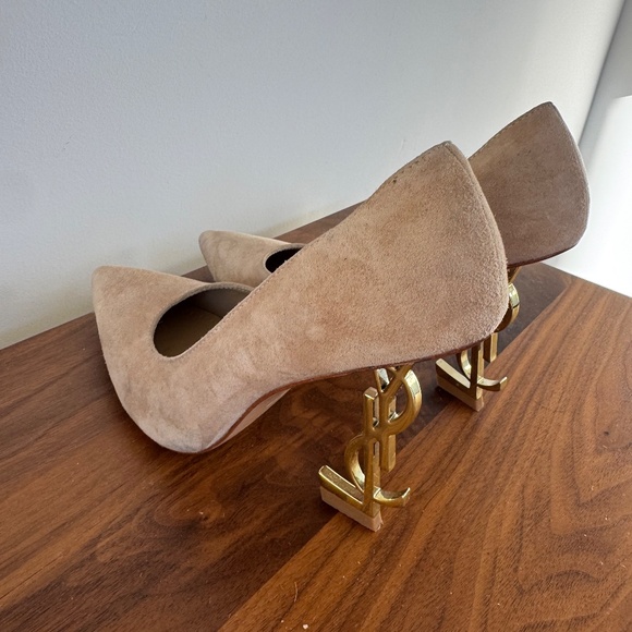 YSL Beige Suede Pumps - Picture 4 of 7